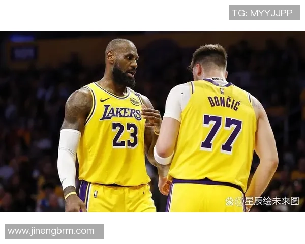 2013年一月湖人与76人激战回顾：经典对决与球星表现的深度解析